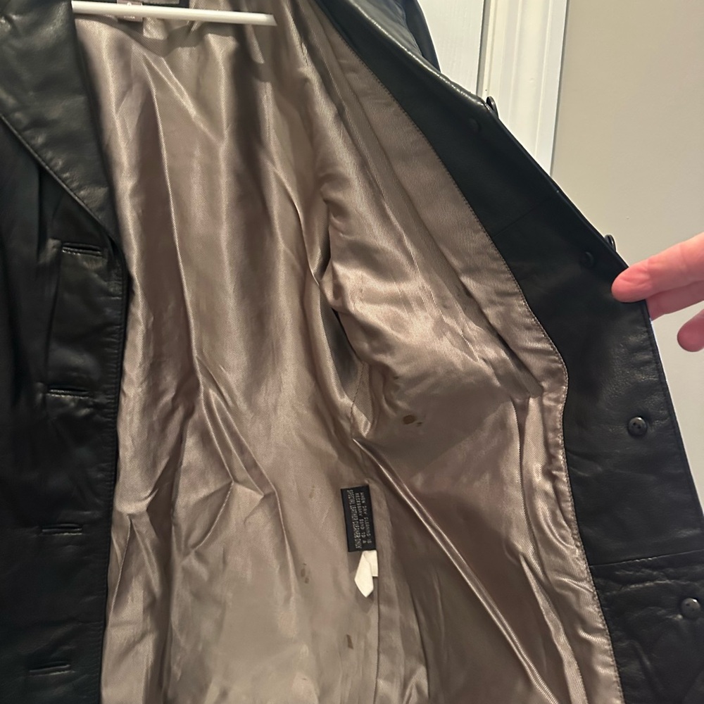 Wilsons Leather Women's Black Button-Up Jacket - Picture 5 of 8